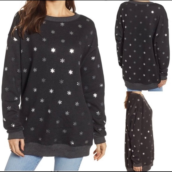 NEW WILDFOX Shimmery Snowflakes Road Trip Pullover